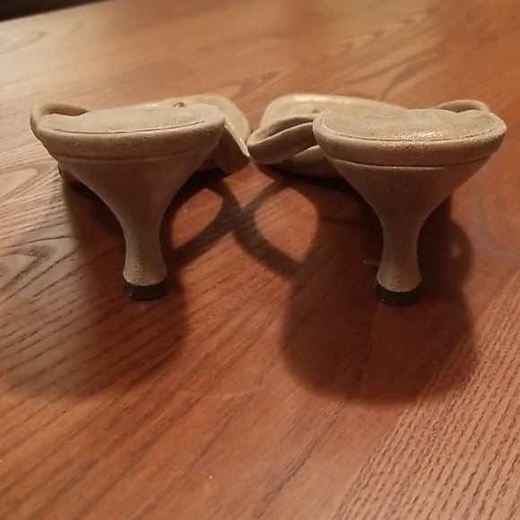 Sandals - Picture 3 of 4